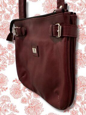 Red Pebbled Faux Leather Crossbody Purse Adjustable Strap Buckle Detail EUC